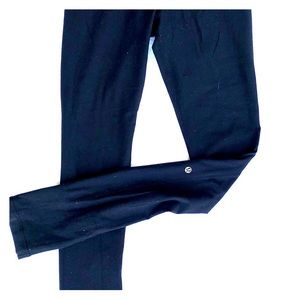 lululemon leggings: Wunder Under